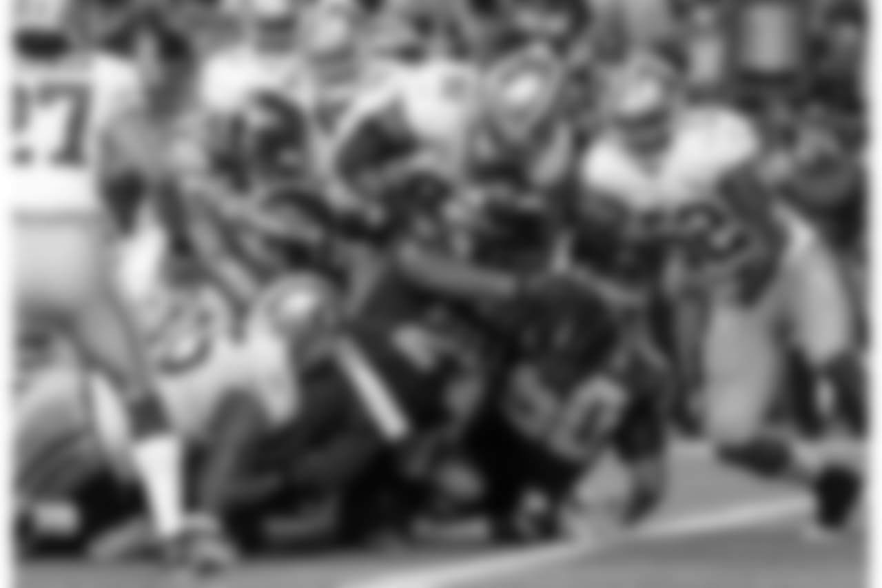 Seattle Seahawks vs. San Francisco 49ers; Marshawn Lynch #24