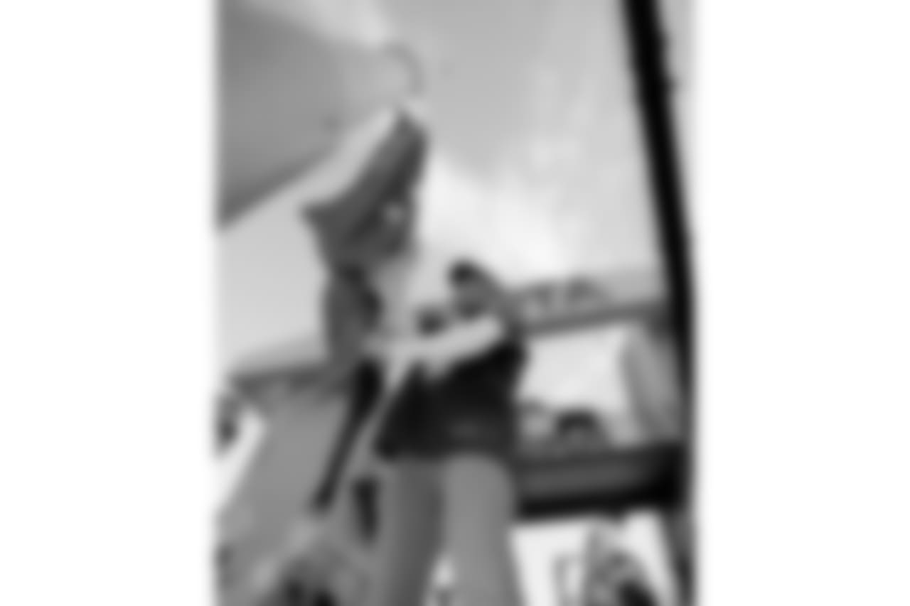 lm_LLM31043