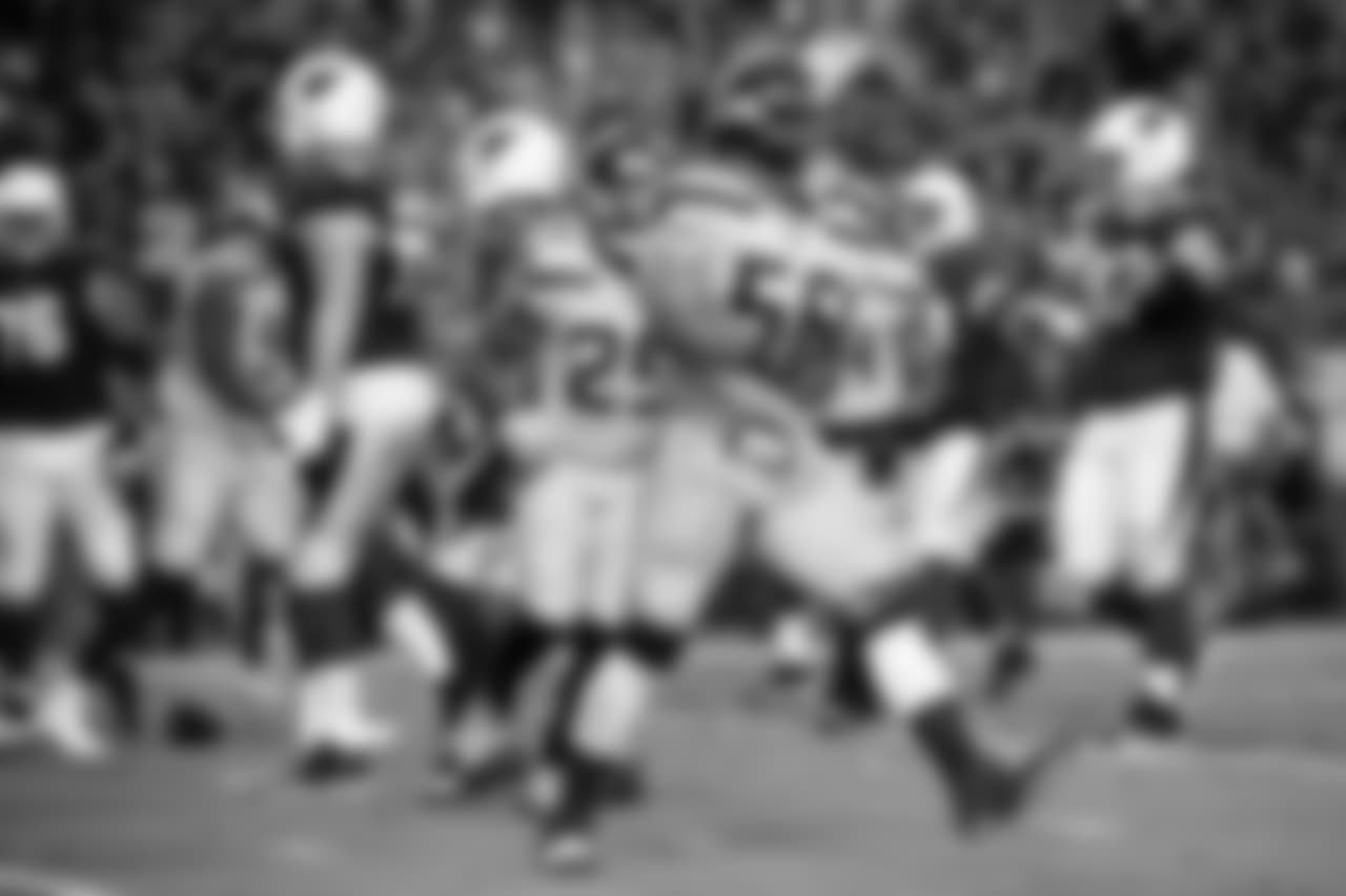 Linebacker Mychal Kendricks celebrates in the second quarter.