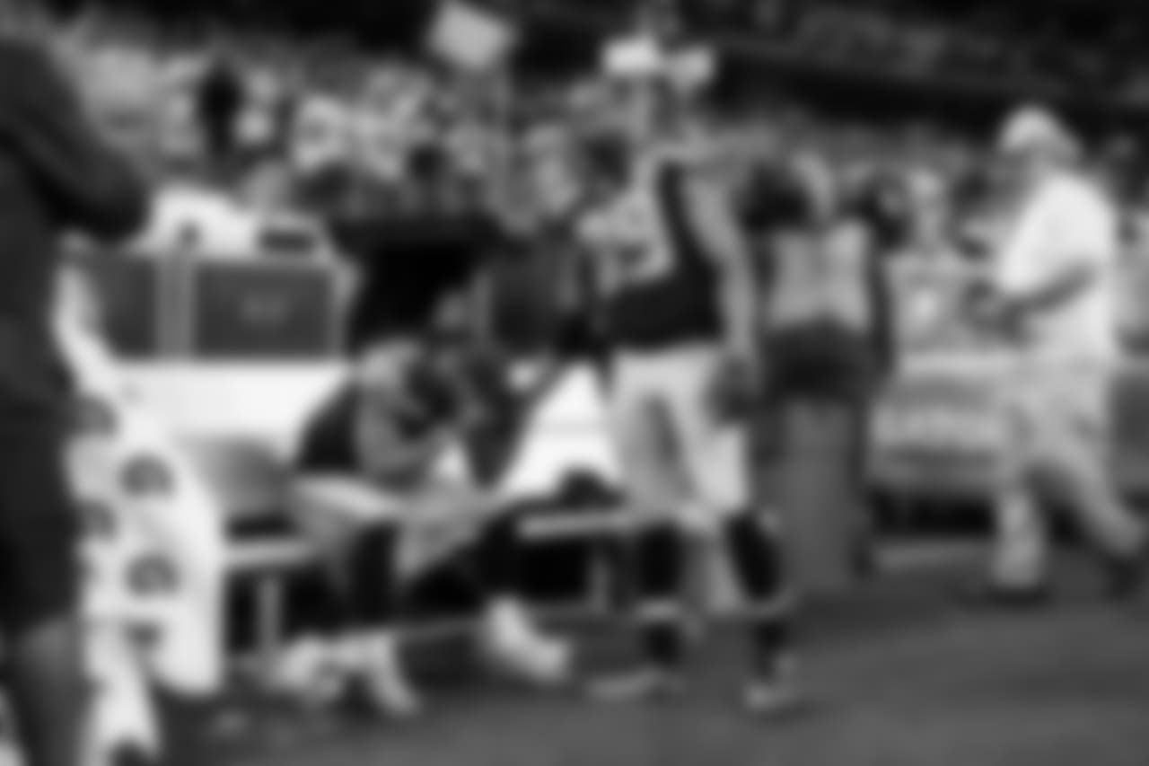 Seattle's Doug Baldwin consoles teammate Tyler Lockett after the loss.