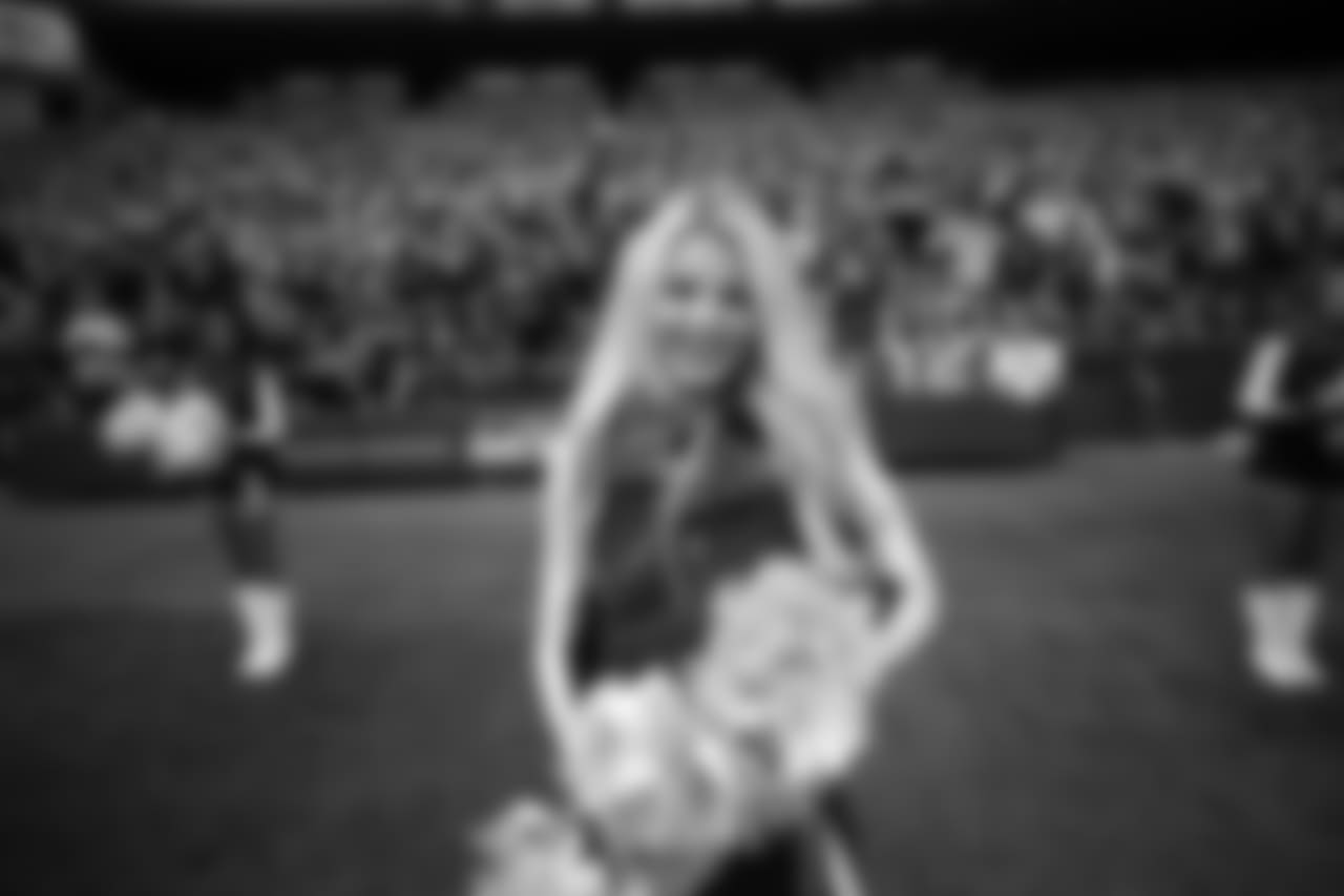 Kylie started her Sea Gal career early by performing as a Junior Sea Gal in our program for years. Also, she is a legacy to her mother, Dawn, who was a Sea Gal for 9 years!