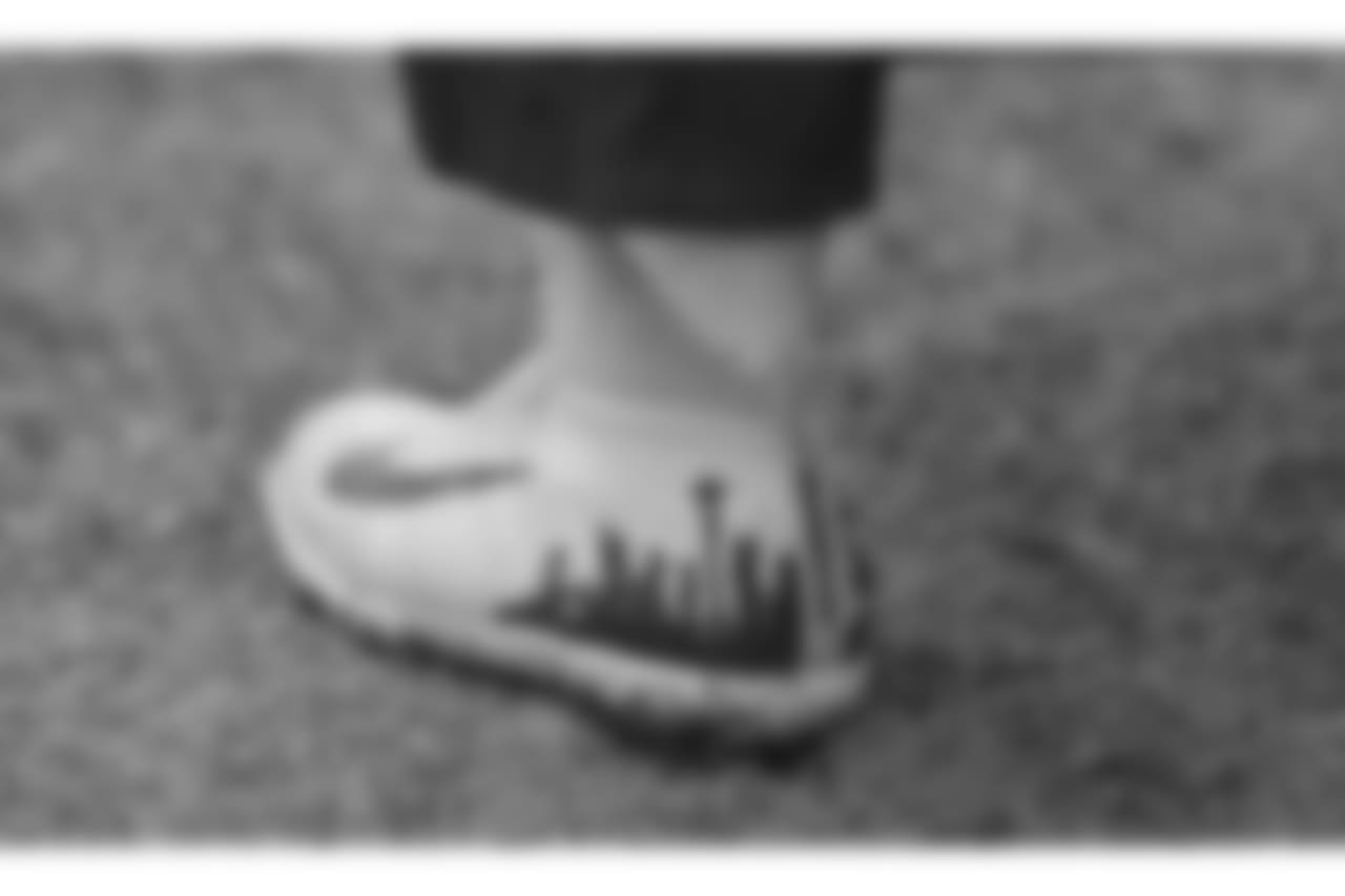 NFC quarterback Russell Wilson (3), of the Seattle Seahawks, cleats during the first half of the NFL Pro Bowl football game Sunday, Jan. 27, 2019, in Orlando, Fla. (AP Photo/Mark LoMoglio)