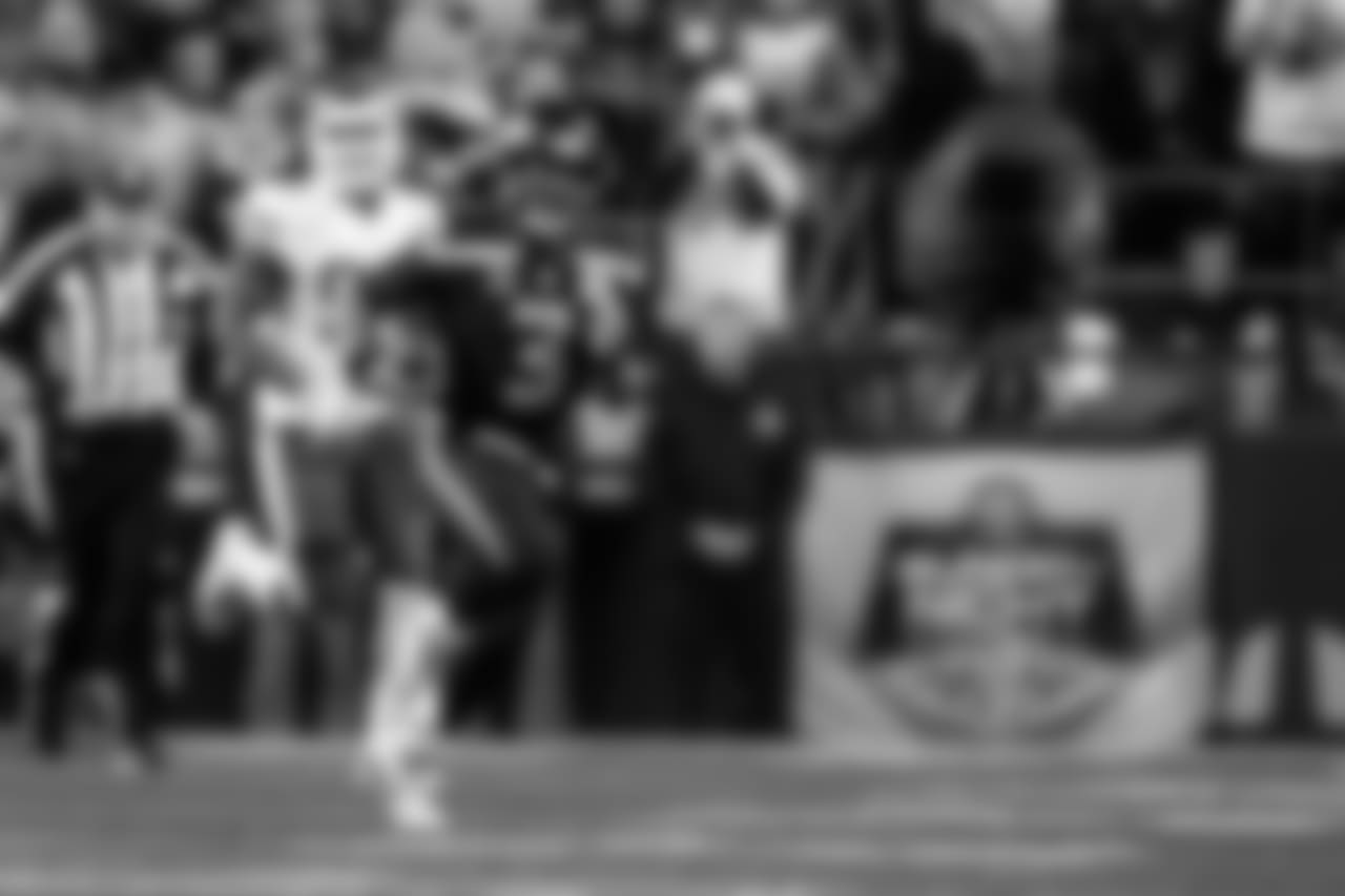Seahawks quarterback Russell Wilson wasted no time making plays in front of the Sunday Night Football cameras, scrambling for 19 yards on the team's opening drive.
