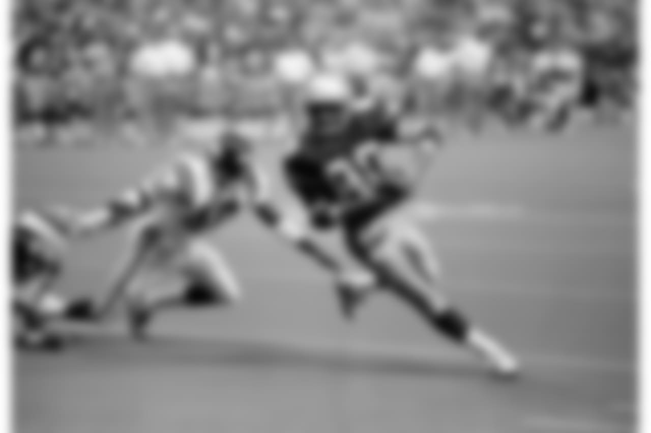 10\. WR Steve Largent: The pre mid-1990s guys get ranked slightly lower on this list, because during the “pen and pad” eras, Fantasy Football was more of a cult game. But let’s not dismiss those types fully, because legend has it the game was actually created in the early 1960s. With eight 1,050-plus receiving yard seasons and eight seasons of eight-plus TDs, Largent made, of course, a very significant Fantasy impact from 1977 to 1987 for the hardcores who sang his praises in those days.