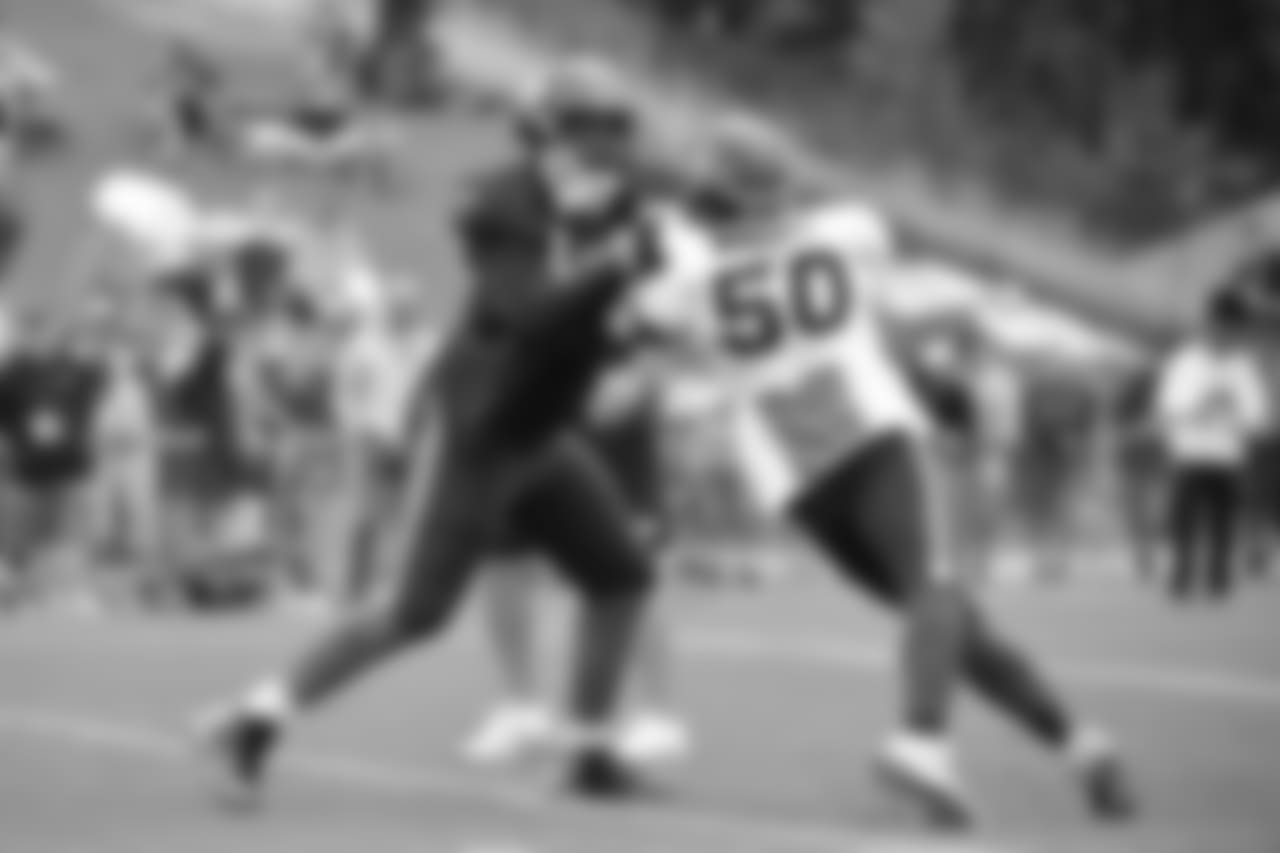 G Willie Beavers, left, and LB K.J. Wright, right