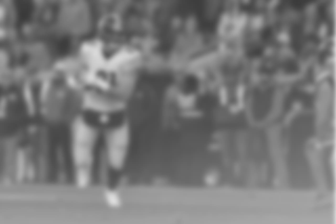 A 2018 Regular Season game between the Pittsburgh Steelers and the Denver Broncos on Sunday, November 25, 2018. The Broncos defeated the Steelers 24-17.