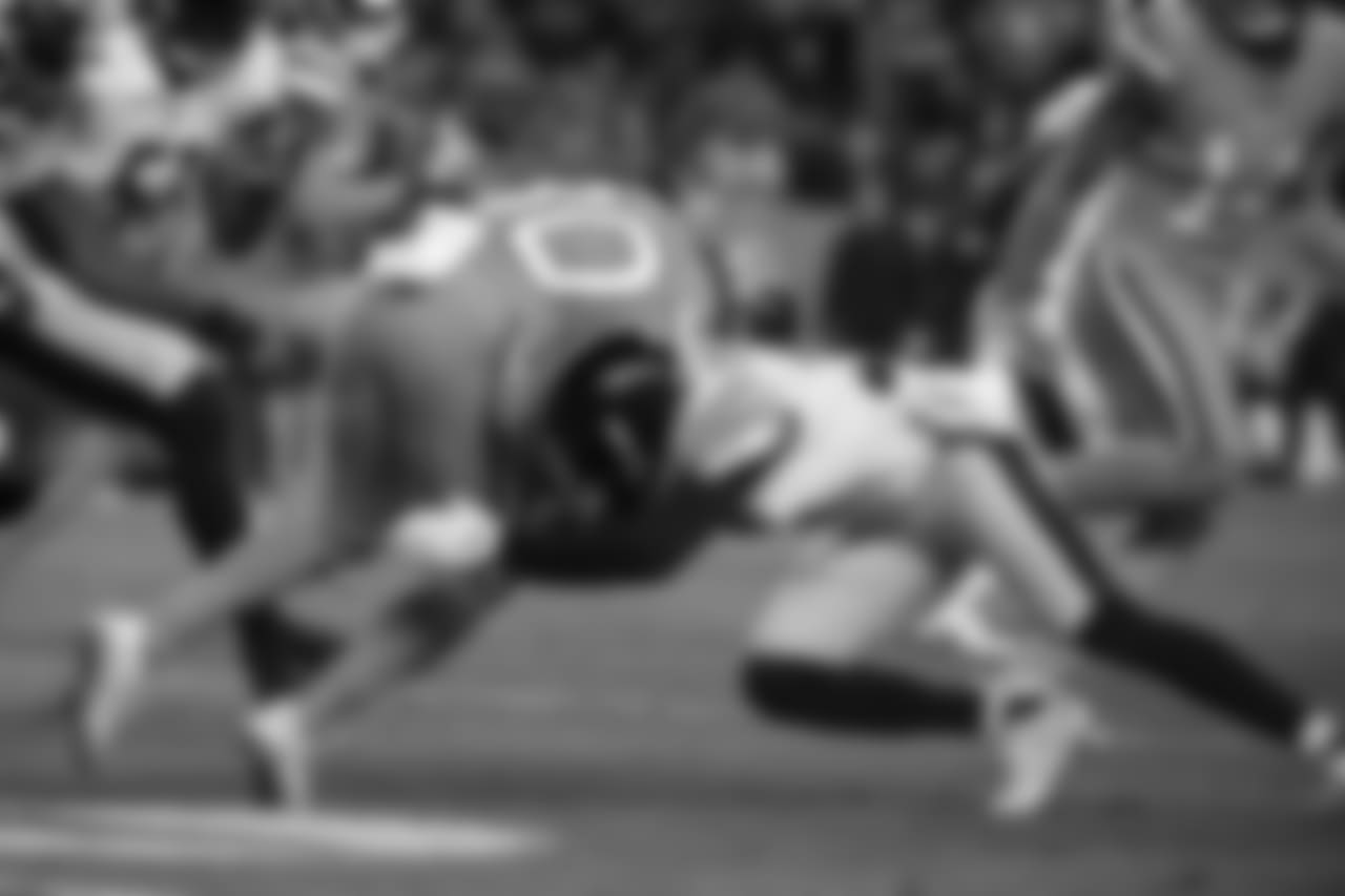 A 2018 Regular Season game between the Pittsburgh Steelers and the Denver Broncos on Sunday, November 25, 2018. The Broncos defeated the Steelers 24-17.
