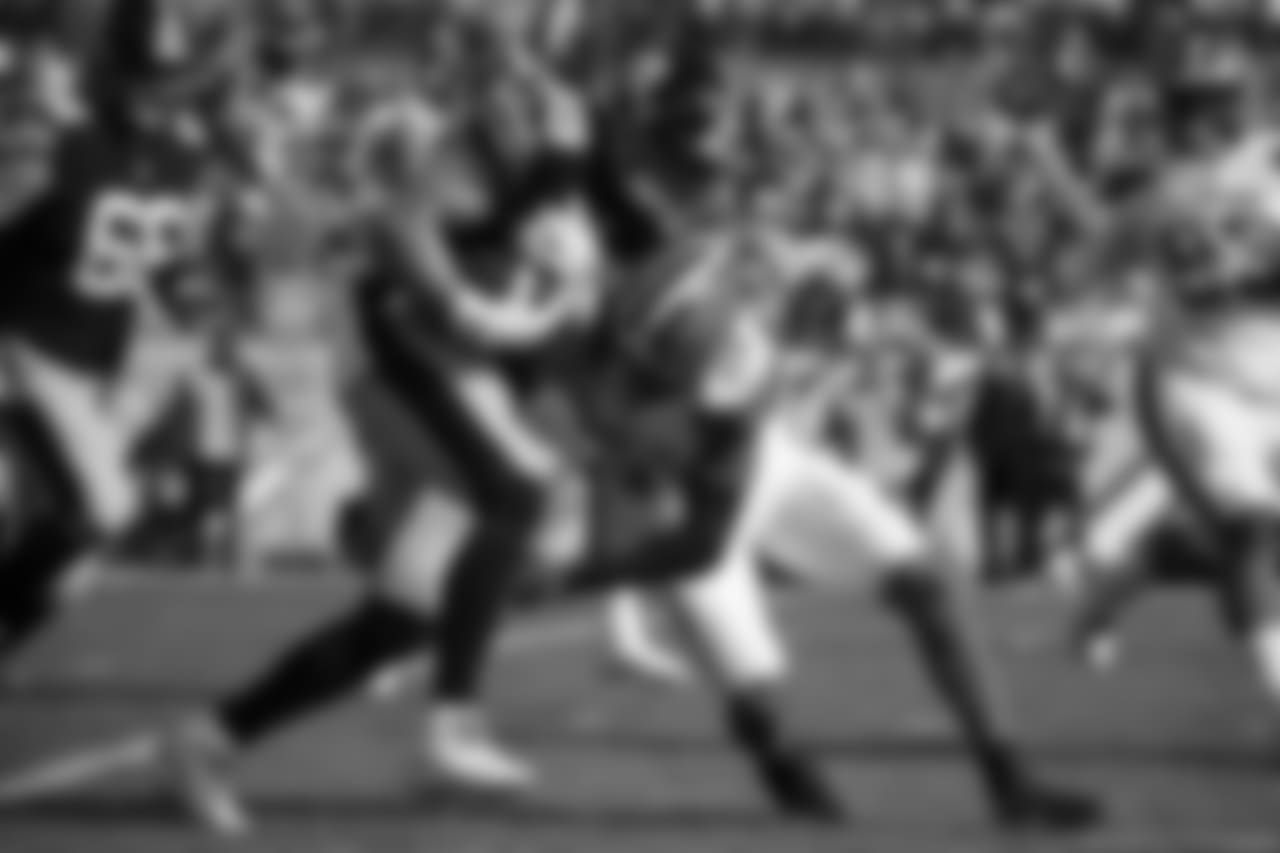 A 2018 Regular Season game between the Pittsburgh Steelers and the Cleveland Browns on October 28, 2018. The Steelers defeated the Browns 33-18.