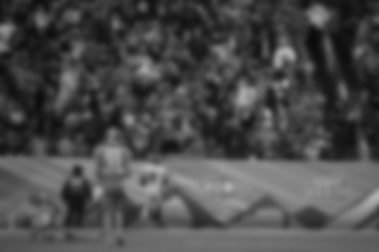 A 2018 Regular Season game between the Pittsburgh Steelers and the Denver Broncos on Sunday, November 25, 2018. The Broncos defeated the Steelers 24-17.
