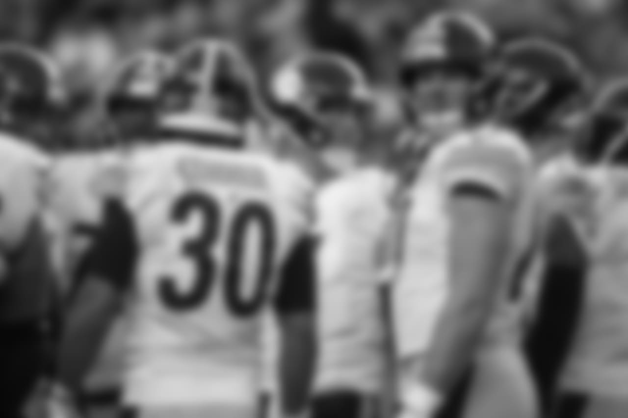 A 2018 Regular Season game between the Pittsburgh Steelers and the Denver Broncos on Sunday, November 25, 2018. The Broncos defeated the Steelers 24-17.