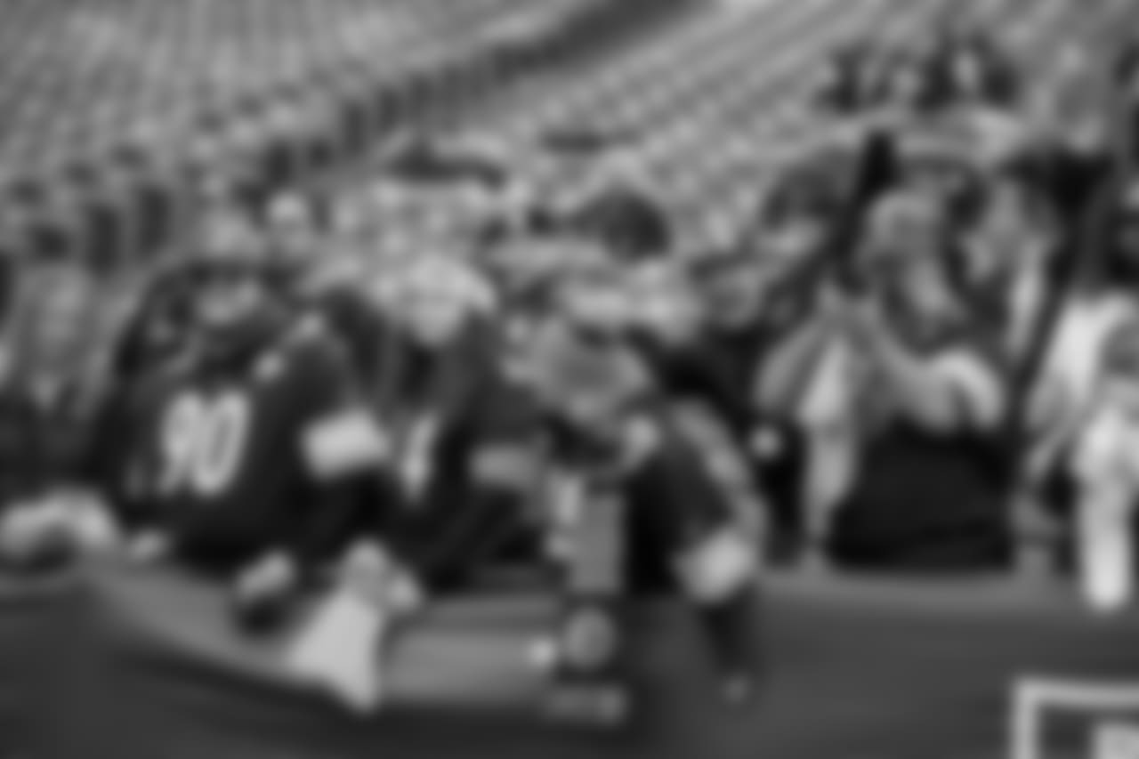 A 2018 Regular Season game between the Pittsburgh Steelers and the Oakland Raiders on Sunday, December 9, 2018.