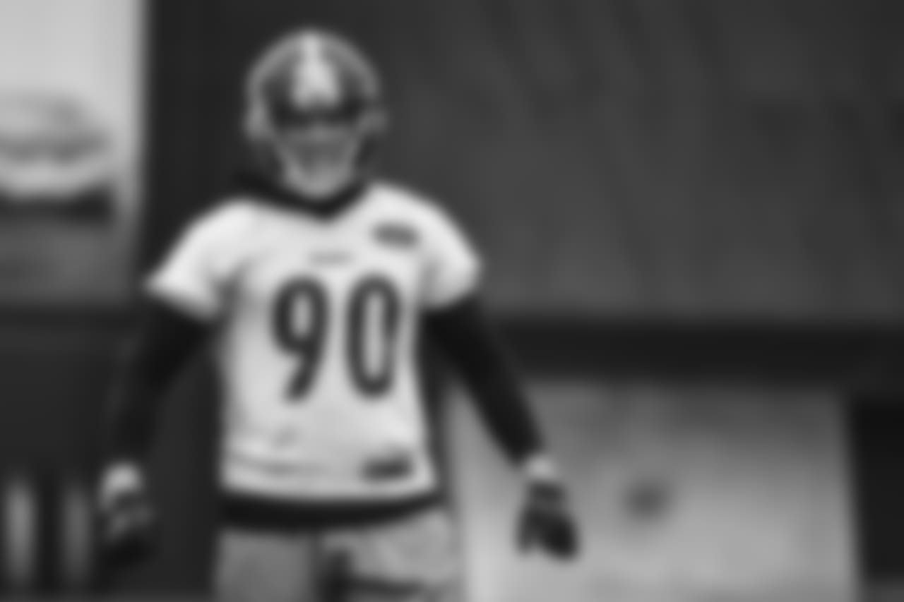 The Pittsburgh Steelers practice at UPMC Rooney Sports Complex.