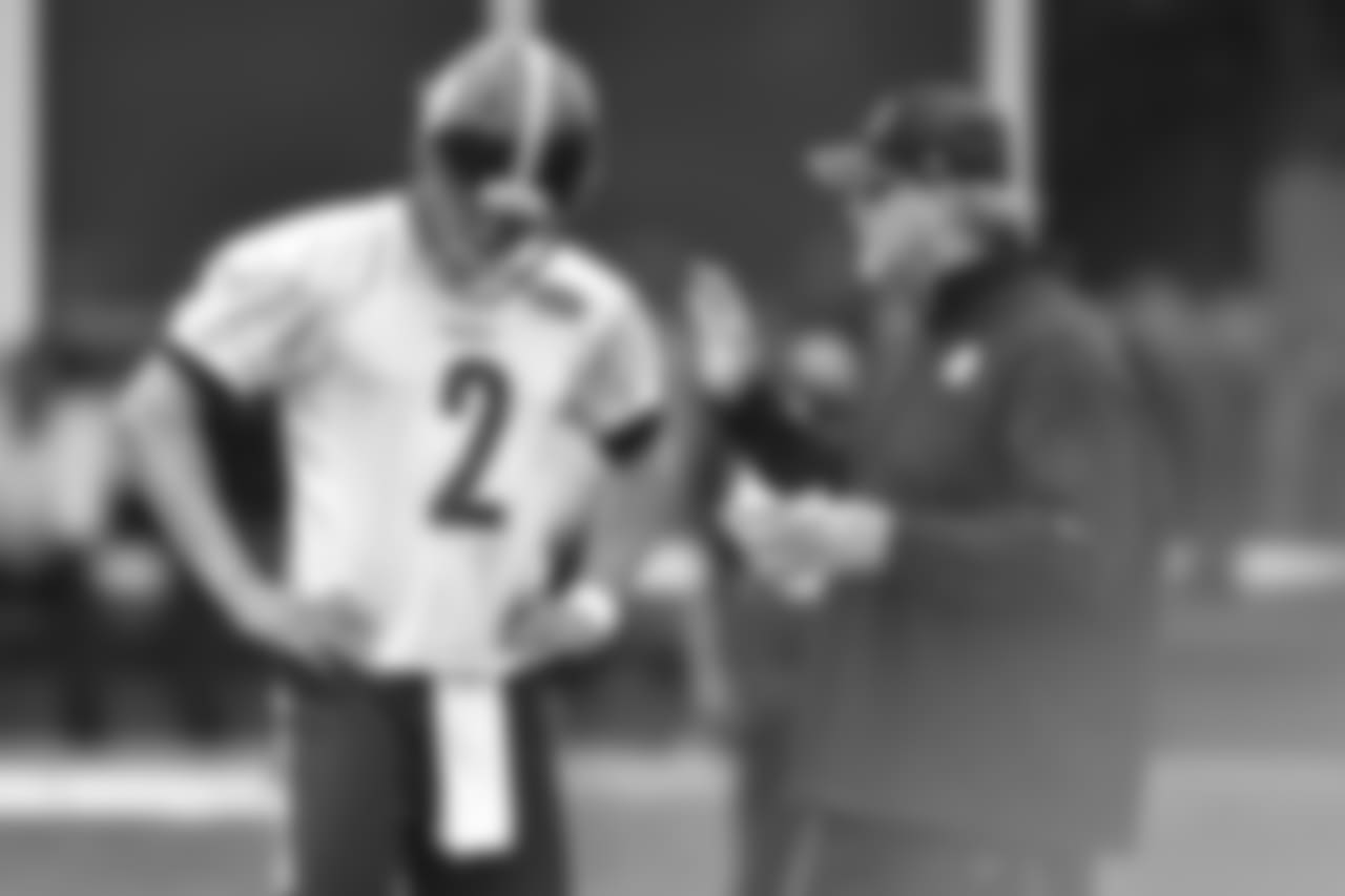 Steelers players practice at the UPMC Rooney Sports Complex during the 2018 minicamp.