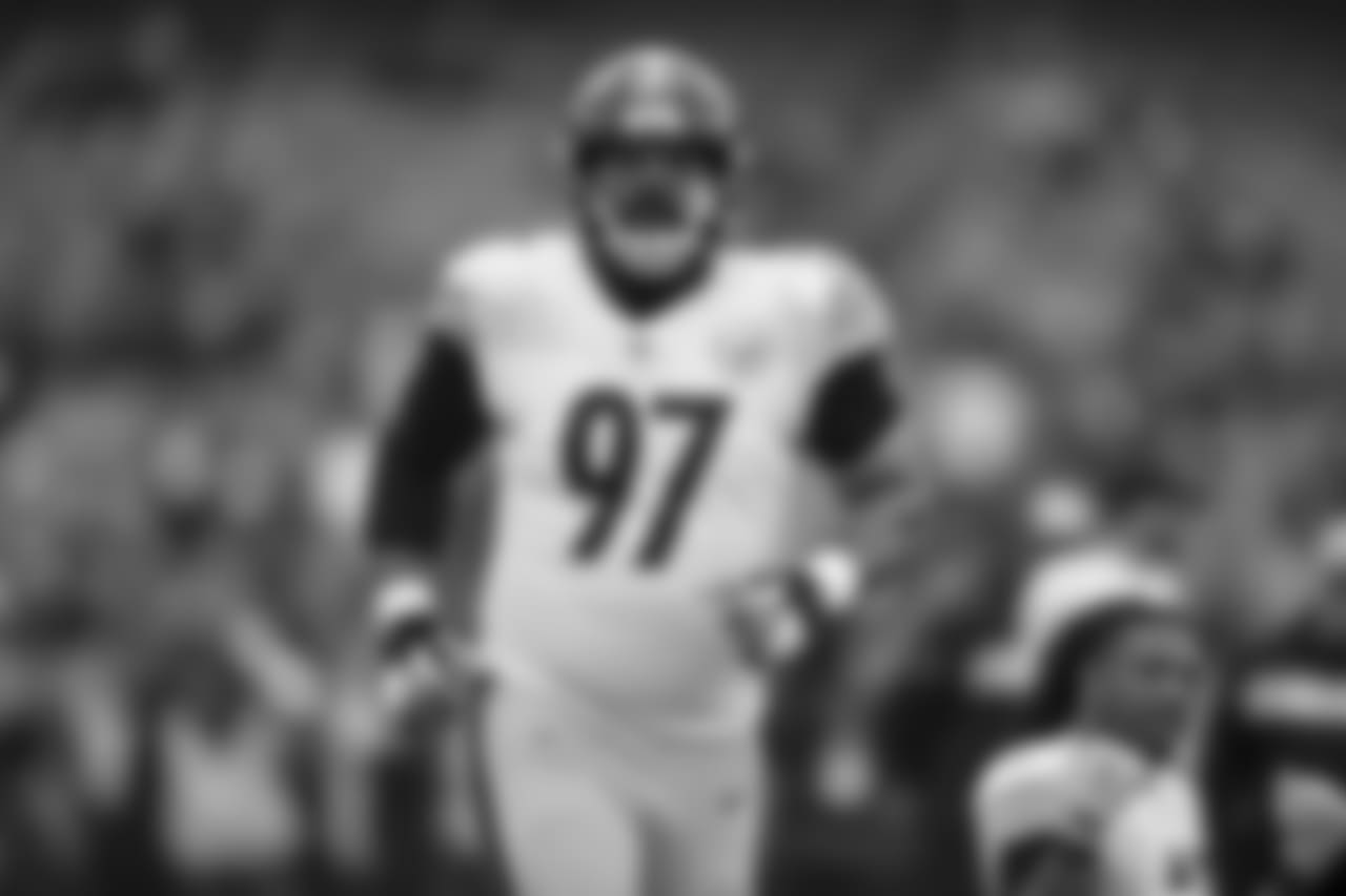 A 2018 Regular Season game between the Pittsburgh Steelers and the Oakland Raiders on Sunday, December 9, 2018.