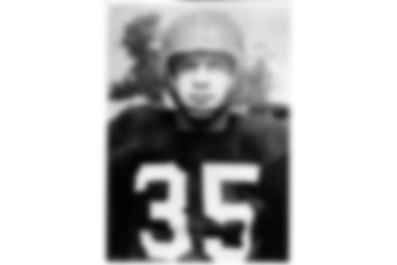 7. Bill Dudley (1942, 1945-46) - 838 yards.