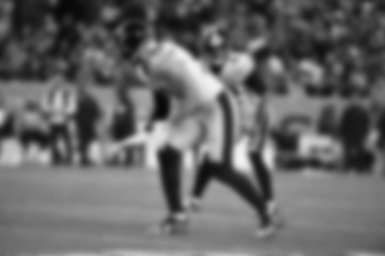 A 2018 Regular Season game between the Pittsburgh Steelers and the Denver Broncos on Sunday, November 25, 2018.