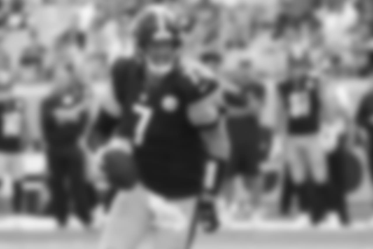 A 2018 Regular Season game between the Pittsburgh Steelers and the Kansas City Chiefs on Sunday, September 16, 2018.