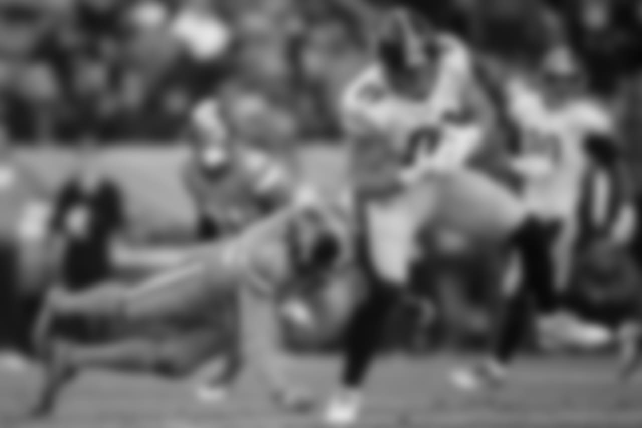A 2018 Regular Season game between the Pittsburgh Steelers and the Denver Broncos on Sunday, November 25, 2018. The Broncos defeated the Steelers 24-17.