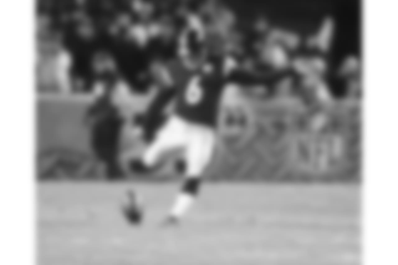 5. Shaun Suisham (2010-15) - 545 points.
