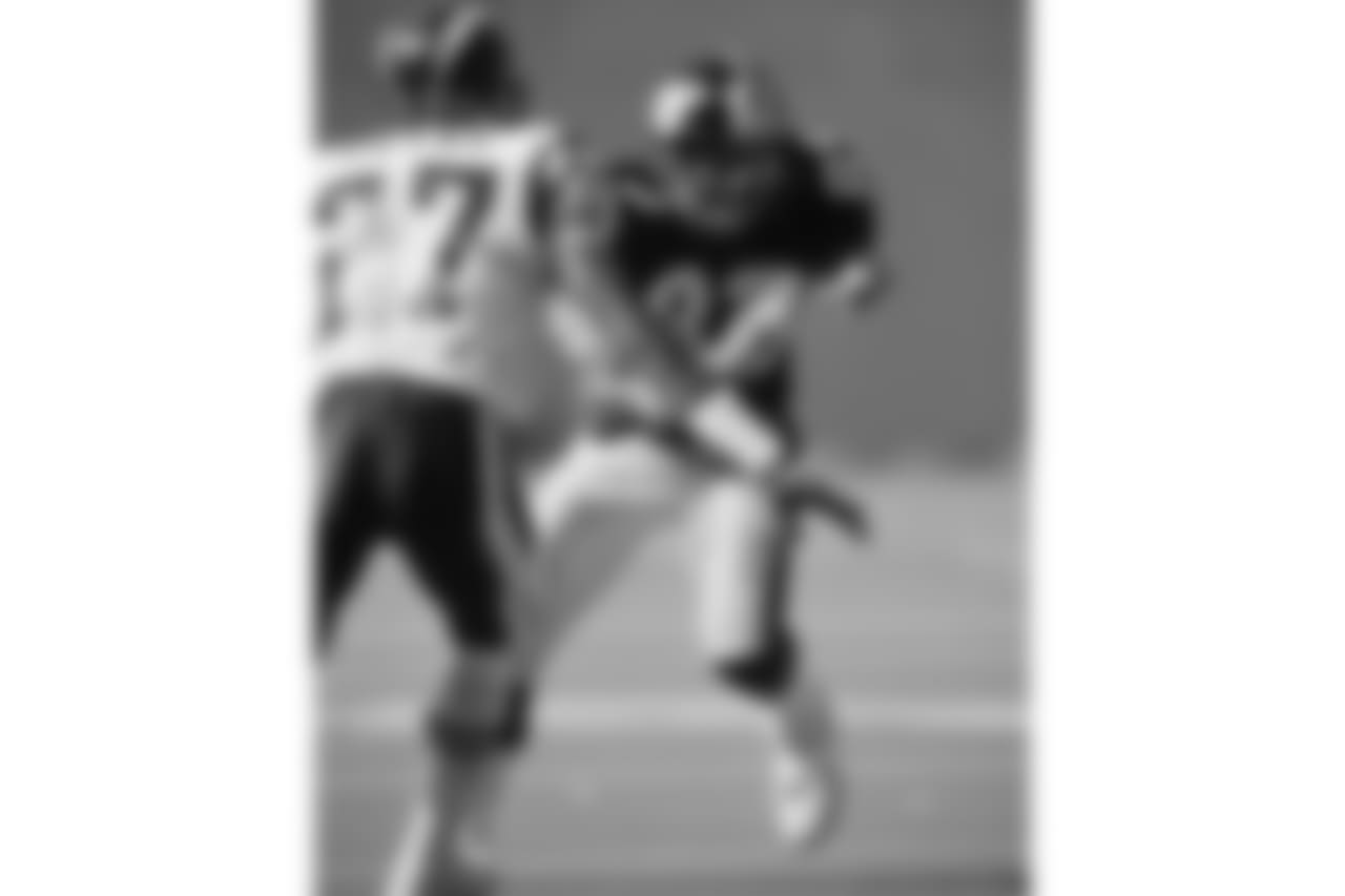 8. Louis Lipps (1984-91) - 6,406 yards.