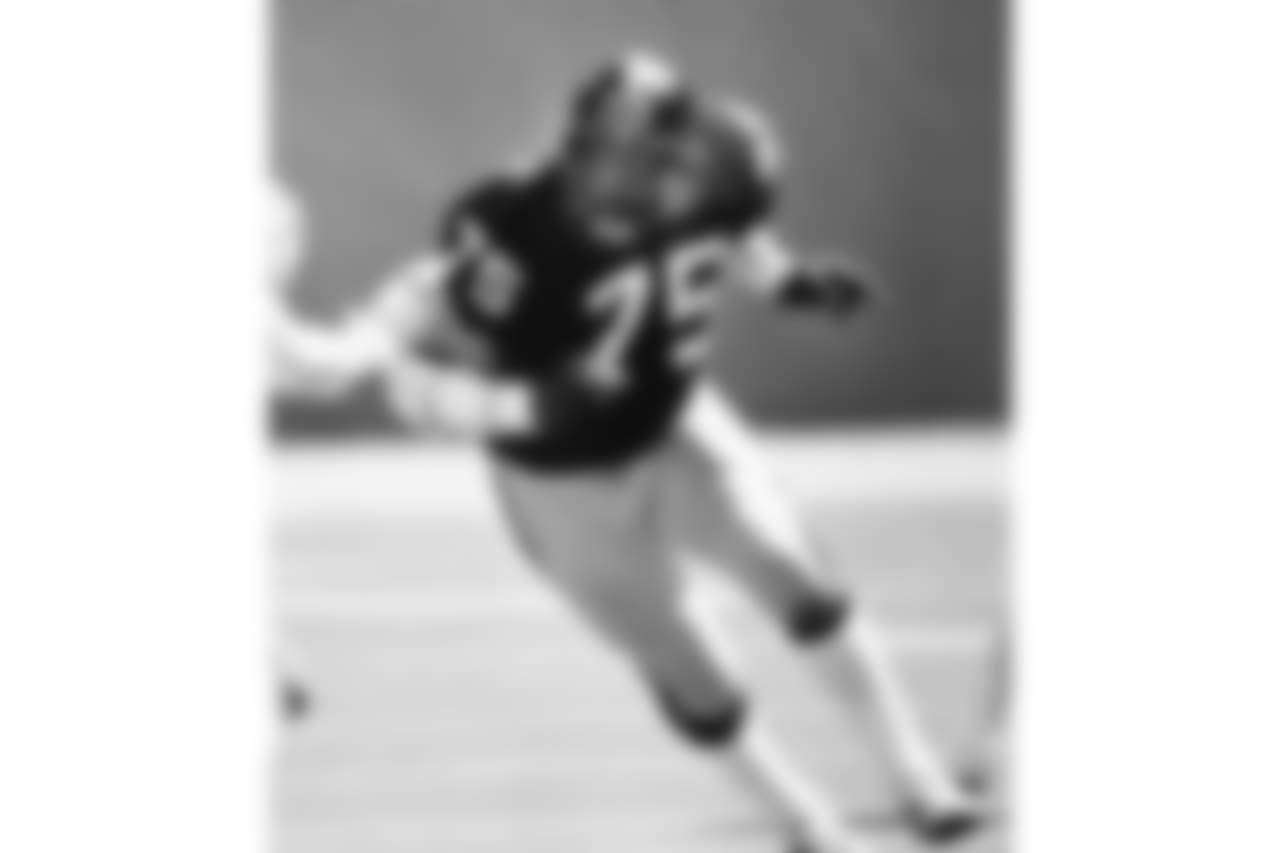 8. Joe Greene (1969-81) - 15 recoveries.