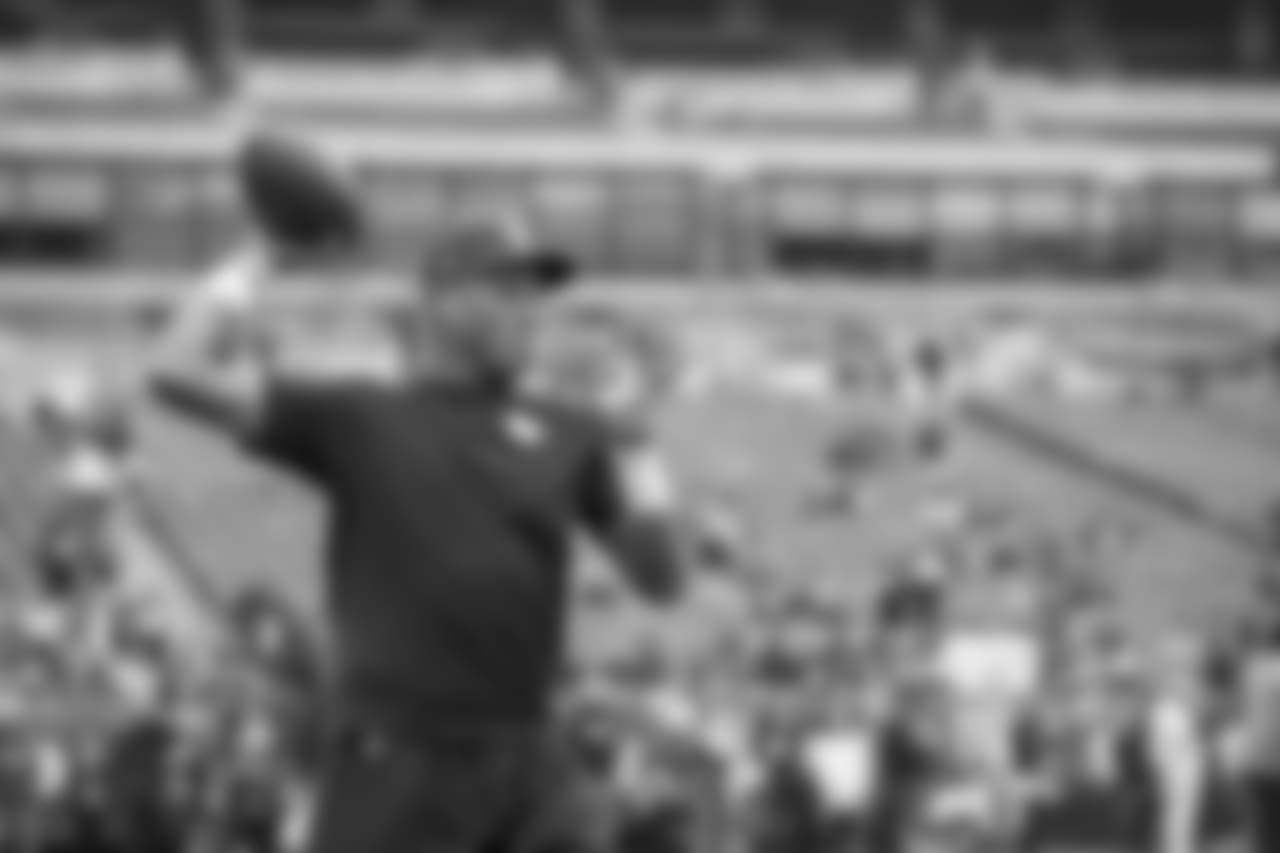 A 2018 Regular Season game between the Pittsburgh Steelers and the Oakland Raiders on Sunday, December 9, 2018.