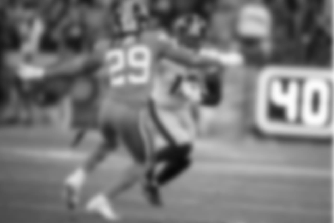 A 2018 Regular Season game between the Pittsburgh Steelers and the Denver Broncos on Sunday, November 25, 2018. The Broncos defeated the Steelers 24-17.