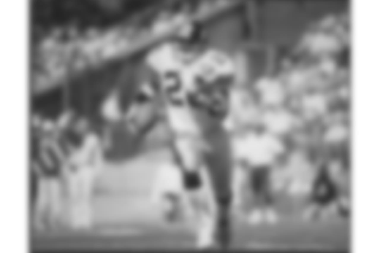 1. Rod Woodson (1987-96) - 2,362 yards.