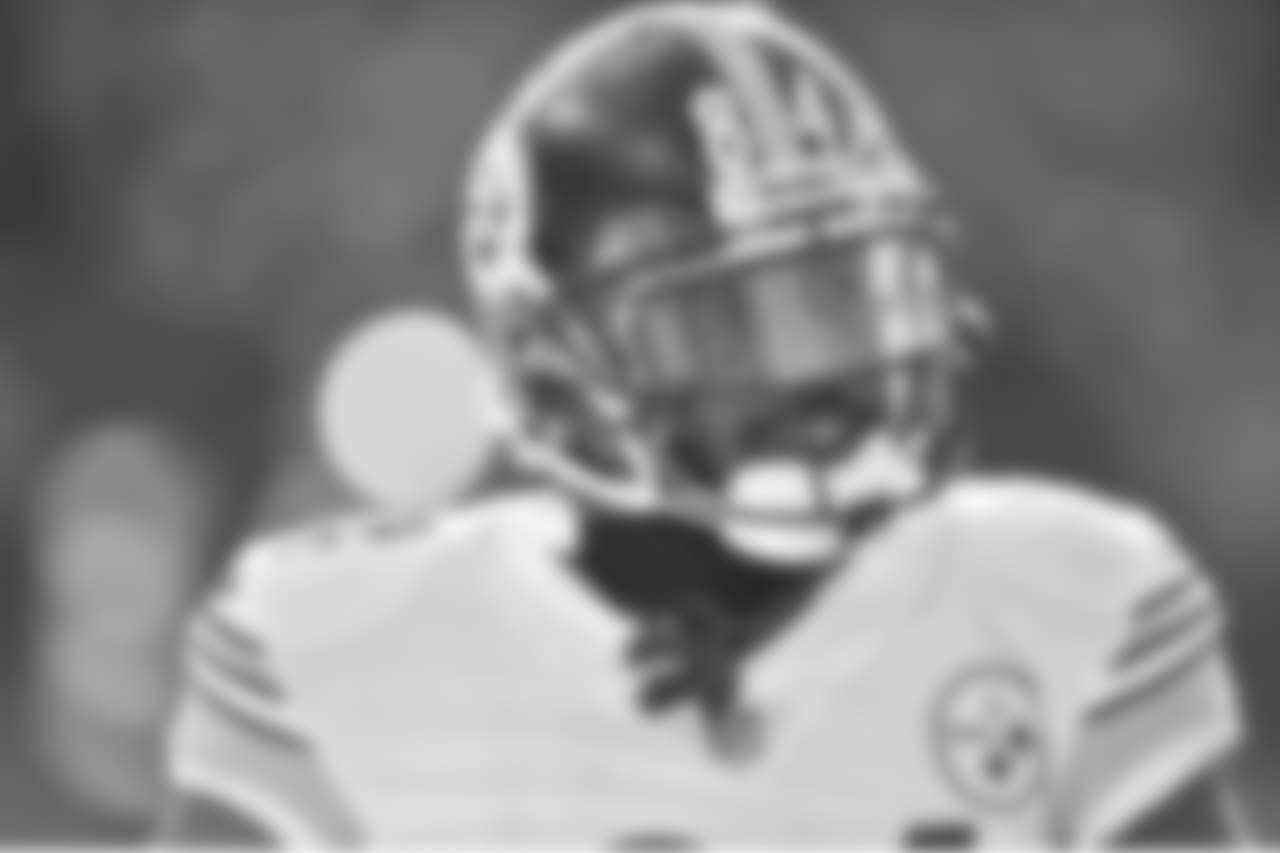 A 2018 Regular Season game between the Pittsburgh Steelers and the Denver Broncos on Sunday, November 25, 2018. The Broncos defeated the Steelers 24-17.