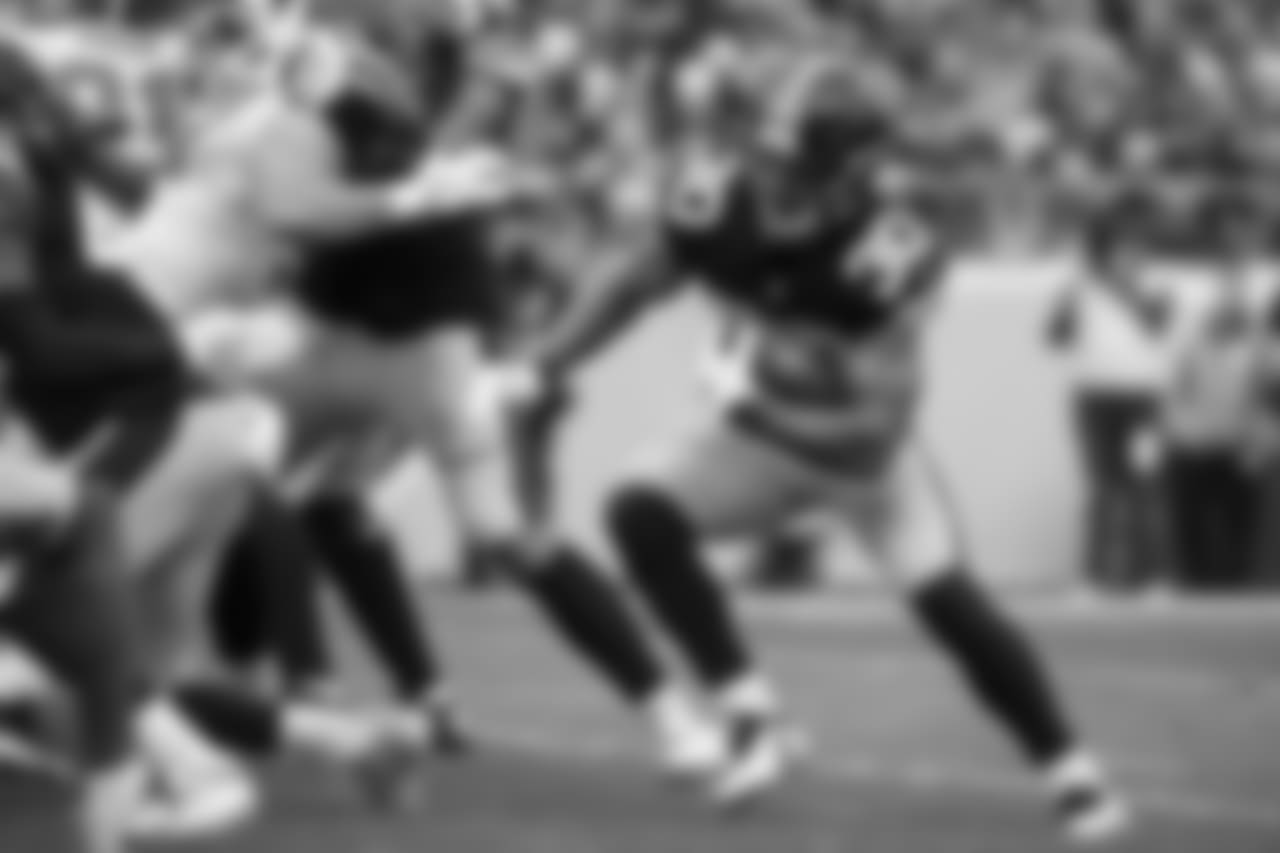 A 2018 Regular Season game between the Pittsburgh Steelers and the Cleveland Browns on October 28, 2018. The Steelers defeated the Browns 33-18.