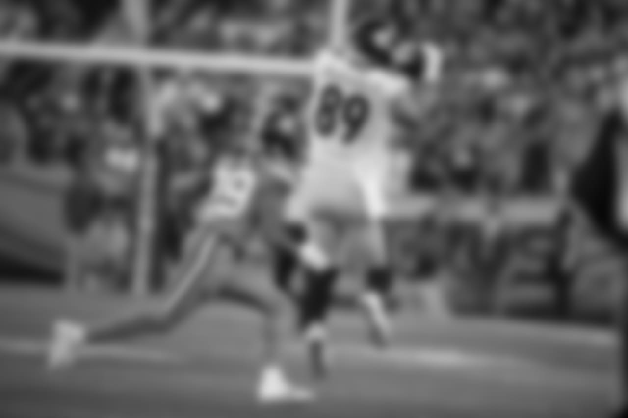 A 2018 Regular Season game between the Pittsburgh Steelers and the Denver Broncos on Sunday, November 25, 2018. The Broncos defeated the Steelers 24-17.