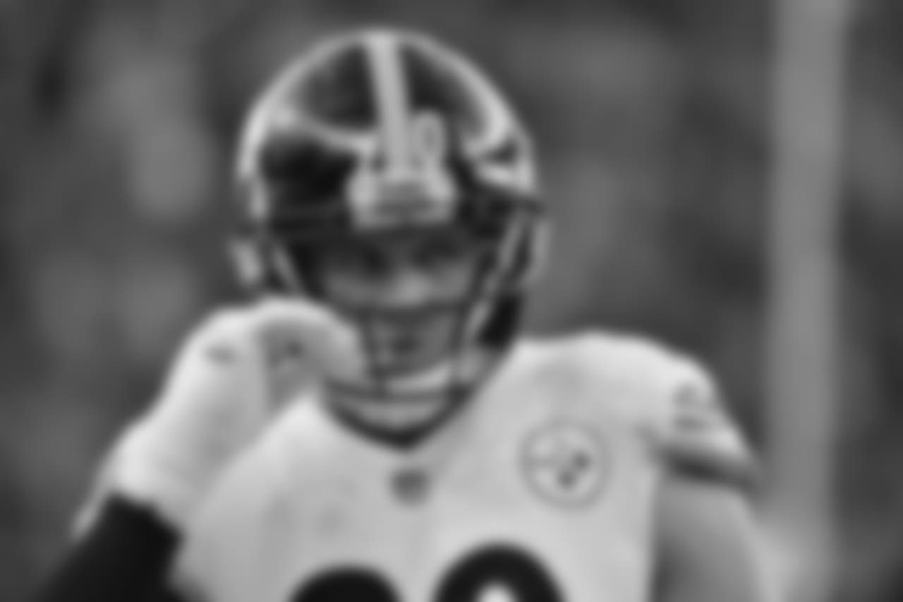 A 2018 Regular Season game between the Pittsburgh Steelers and the Denver Broncos on Sunday, November 25, 2018.