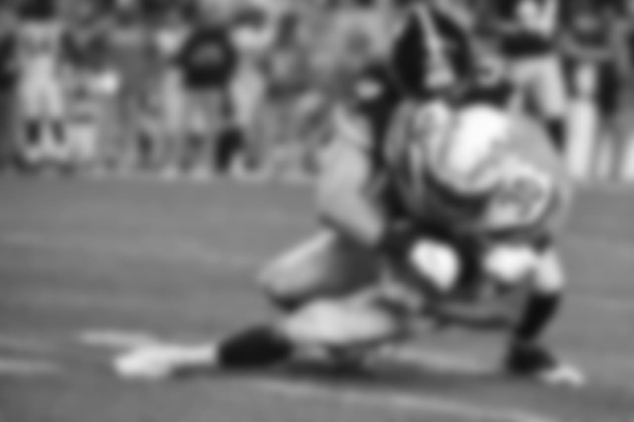 A 2018 Regular Season game between the Pittsburgh Steelers and the Los Angeles Chargers on December 2, 2018. The Chargers defeated the Steelers 33-30.