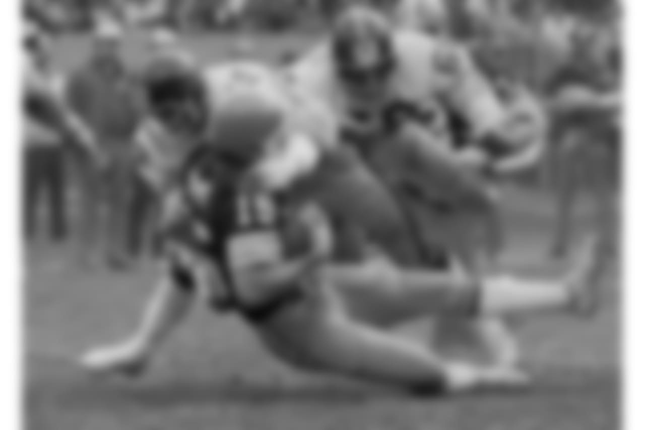2. Jack Ham (1971-82) - 21 recoveries.