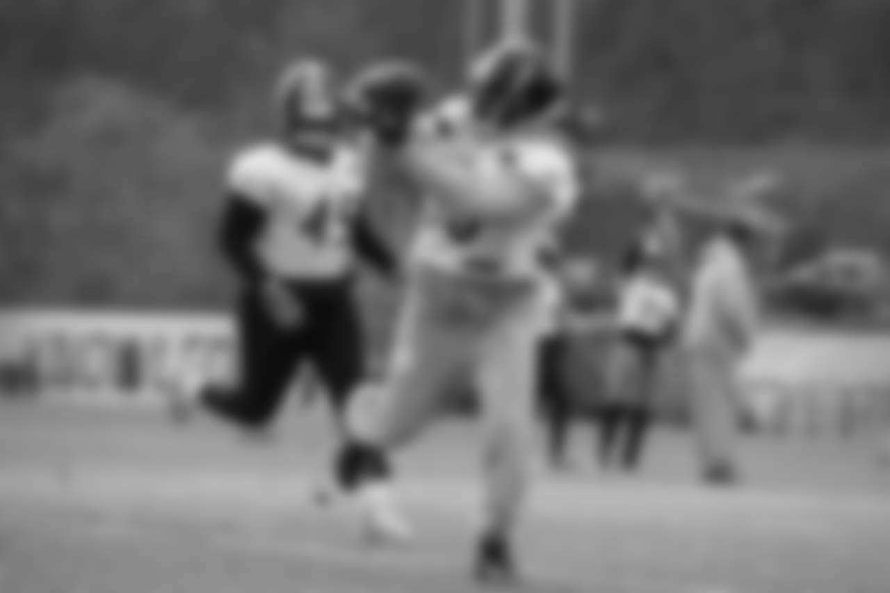 The Pittsburgh Steelers practice at the UPMC Rooney Sports Complex.