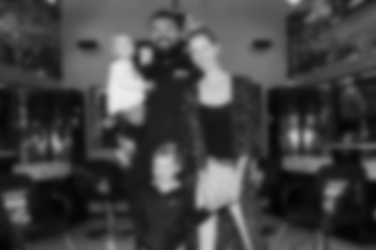 2018_CraigsCloset_1127rm_0112_1