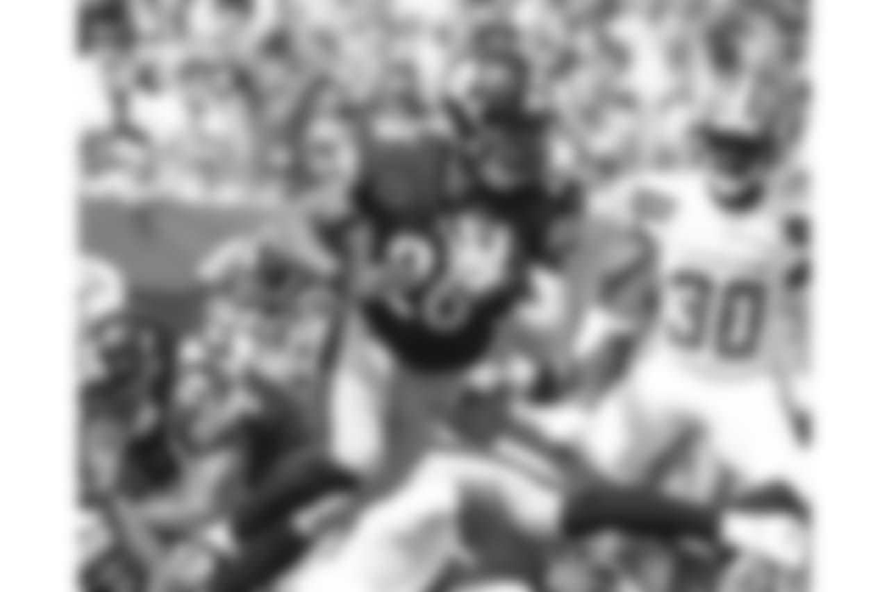A 2017 Regular Season game between the Pittsburgh Steelers and the Cleveland Browns on Sunday September 10, 2017. The Steelers defeated the Browns 21-18.
