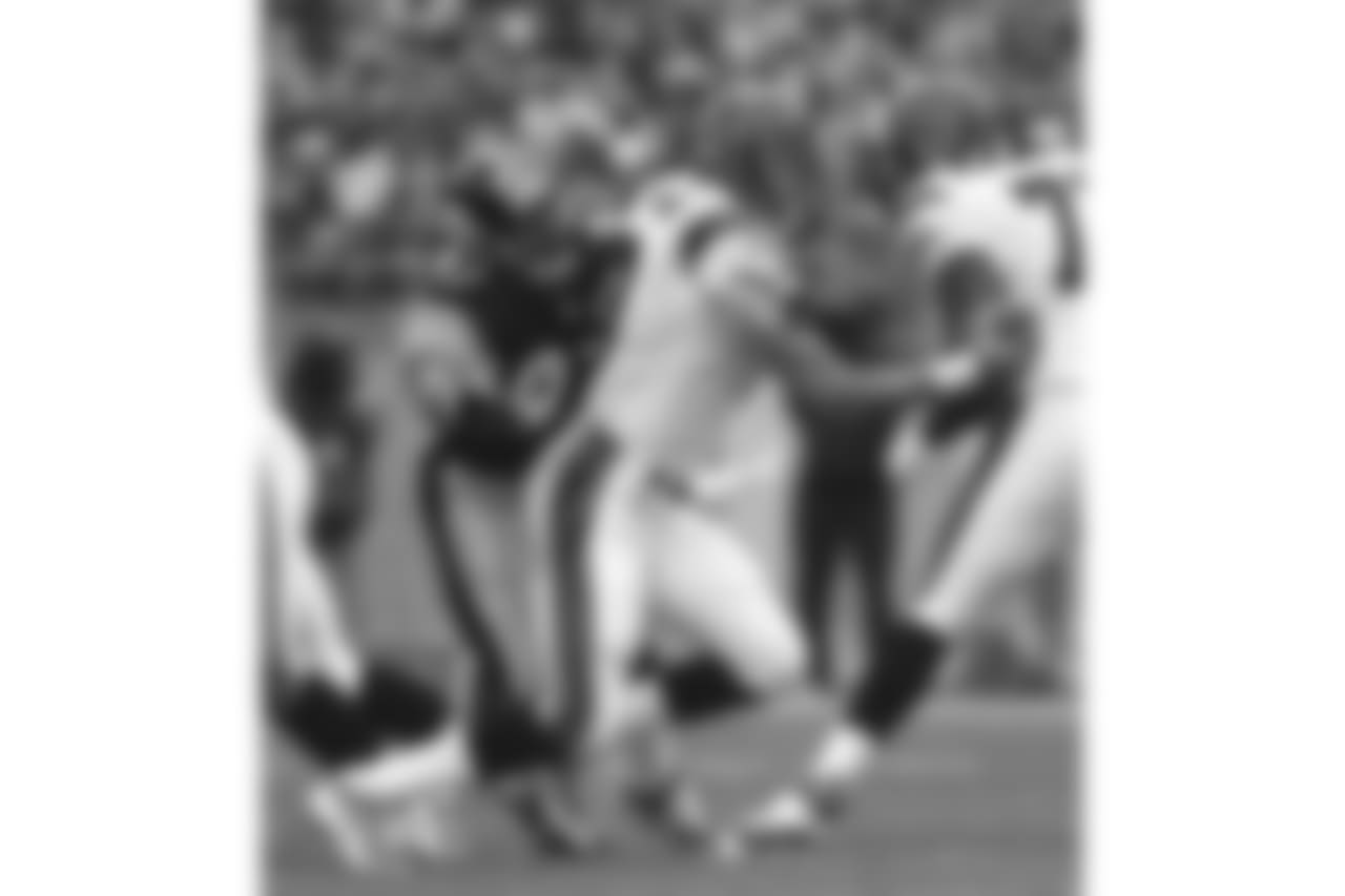 Kendrell Bell (01-04)