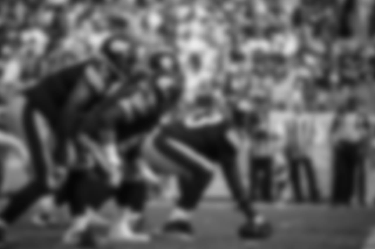 A 2018 Regular Season game between the Pittsburgh Steelers and the Kansas City Chiefs on Sunday, September 16, 2018.