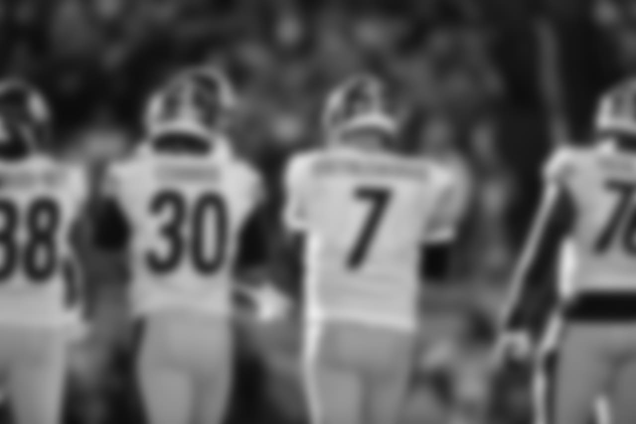 A 2018 Regular Season game between the Pittsburgh Steelers and the Denver Broncos on Sunday, November 25, 2018.