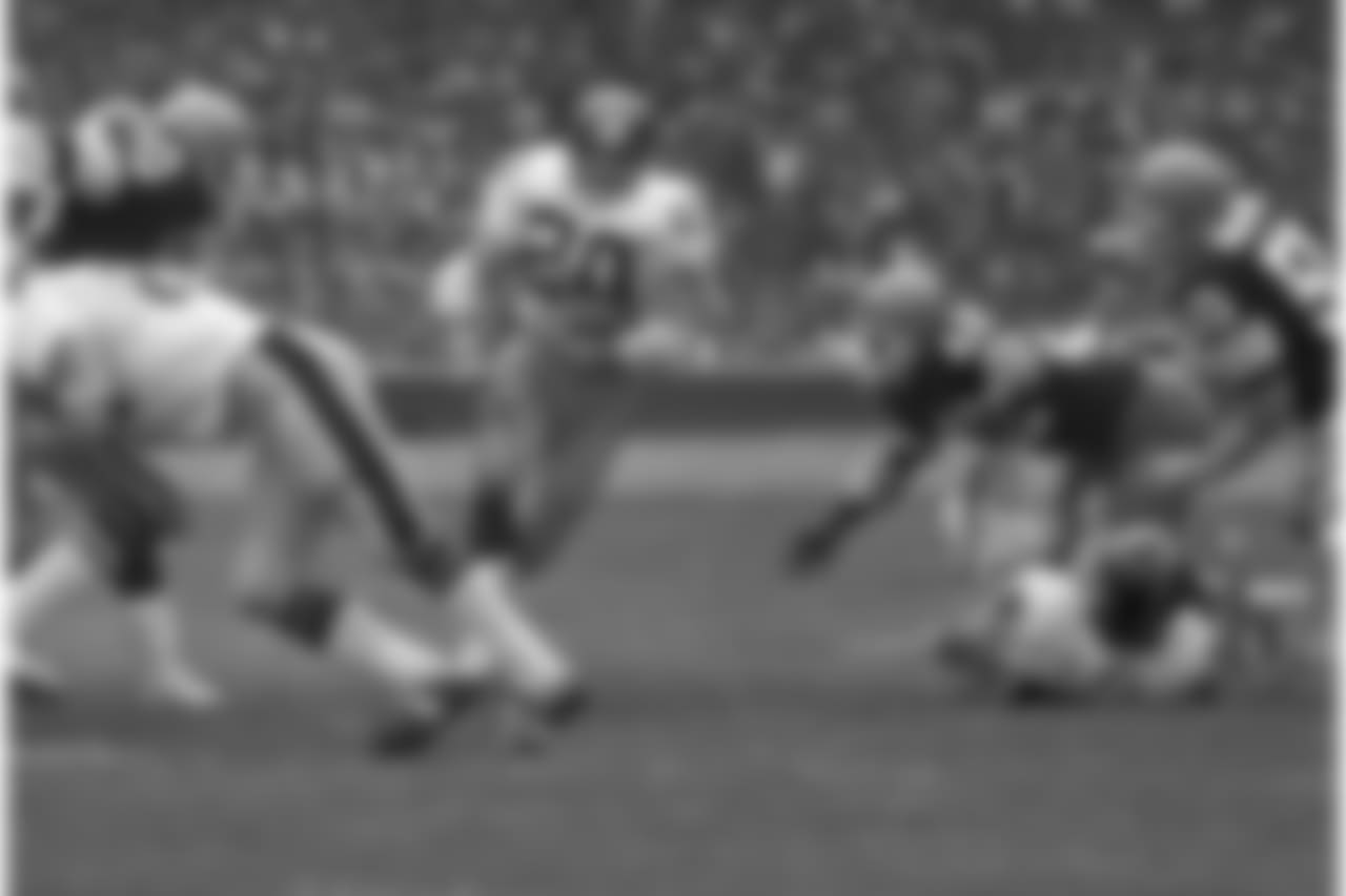 3,865 career rushing yards.
