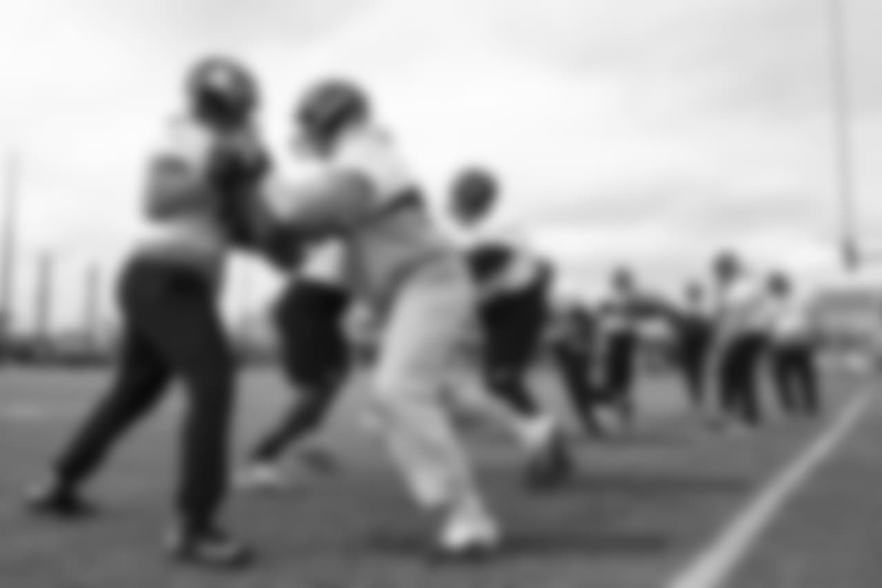 The Pittsburgh Steelers practice at the UPMC Rooney Sports Complex.