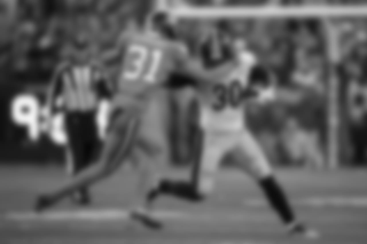 A 2018 Regular Season game between the Pittsburgh Steelers and the Denver Broncos on Sunday, November 25, 2018. The Broncos defeated the Steelers 24-17.