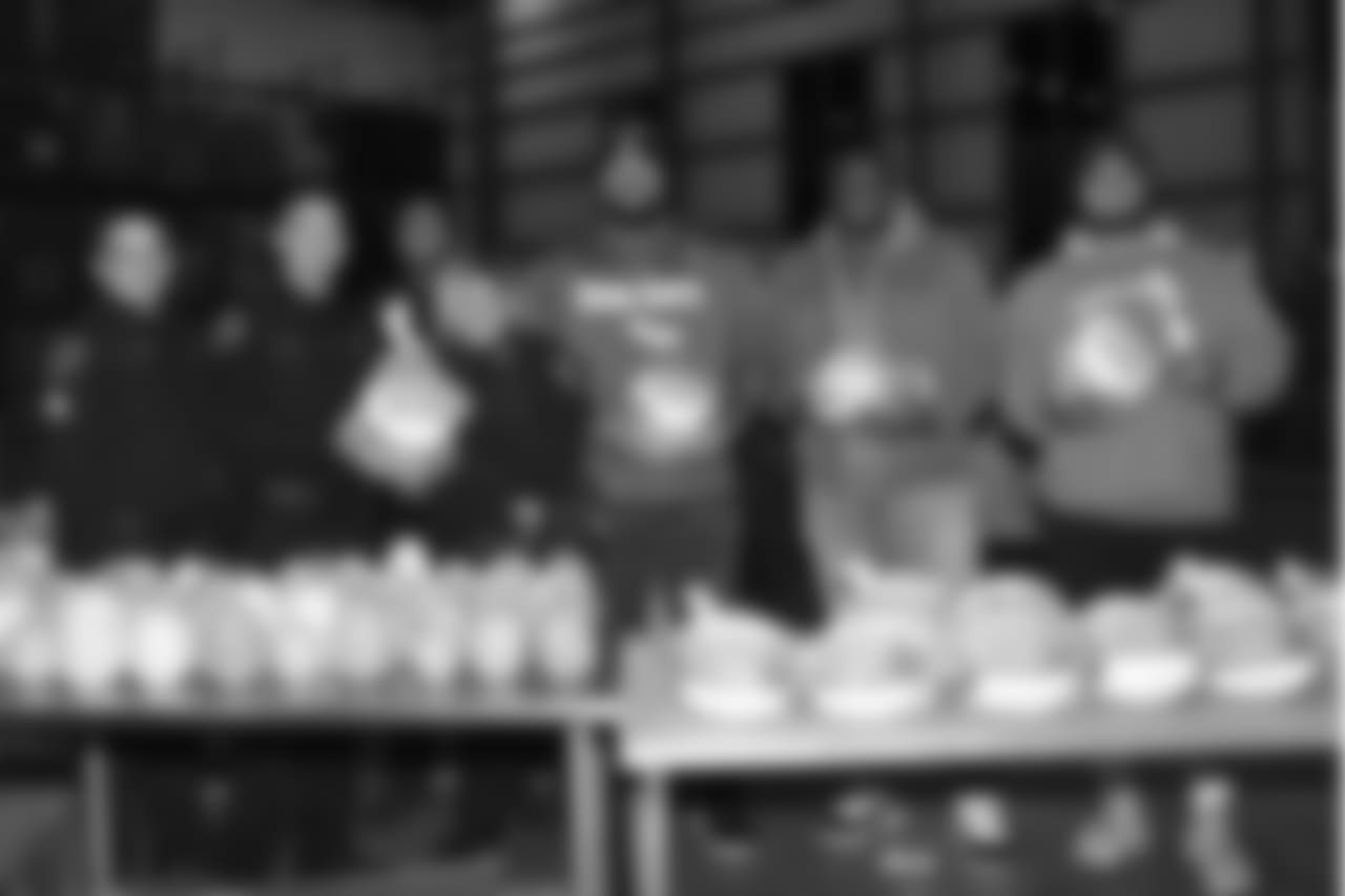 2017_Heyward_Turkey_Giveaway_1113to_0005_1