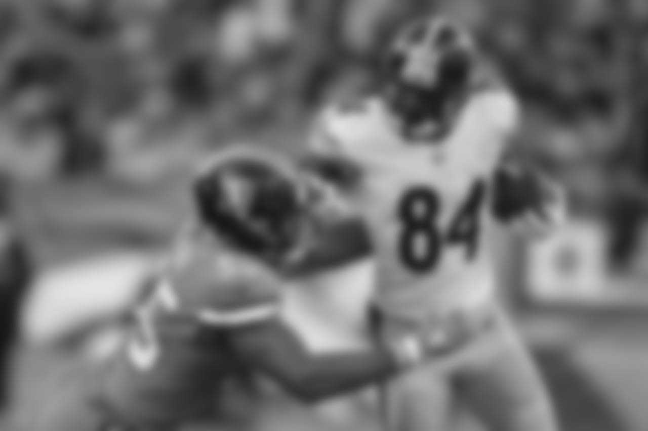 A 2018 Regular Season game between the Pittsburgh Steelers and the Denver Broncos on Sunday, November 25, 2018. The Broncos defeated the Steelers 24-17.
