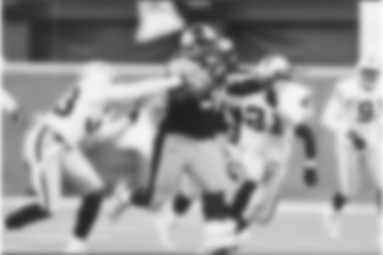 3. Jerome Bettis (1996-2005) - 11,377 yards.
