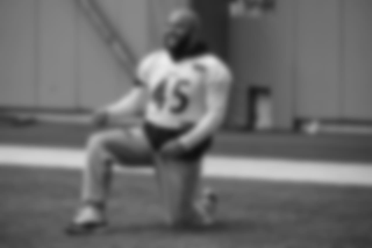 The Pittsburgh Steelers practice at the UPMC Rooney Sports Complex.