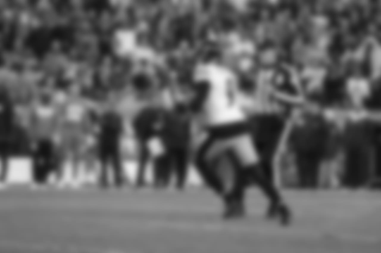 A 2018 Regular Season game between the Pittsburgh Steelers and the Denver Broncos on Sunday, November 25, 2018.