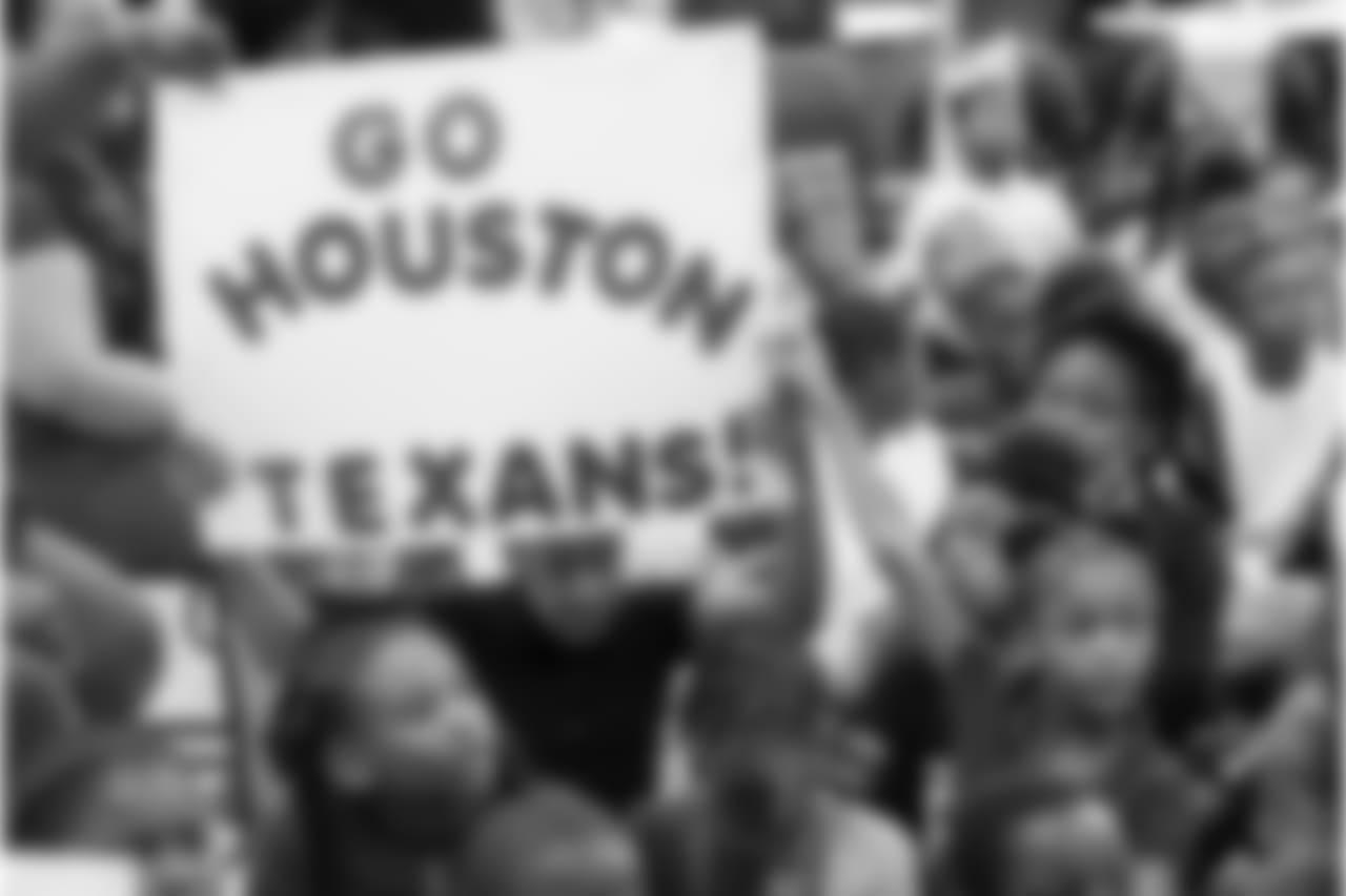 0017_TakeTheBULLoutofBullying_092618_MCW