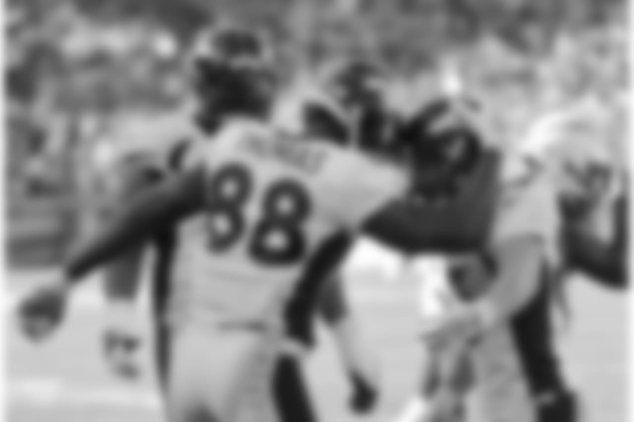Denver Broncos wide receiver Demaryius Thomas (88) celebrates with teammate Wes Welker after his second touchdown reception against the San Diego Chargers in a NFL football game Sunday, Nov. 10, 2013, in San Diego. (AP Photo/Denis Poroy)